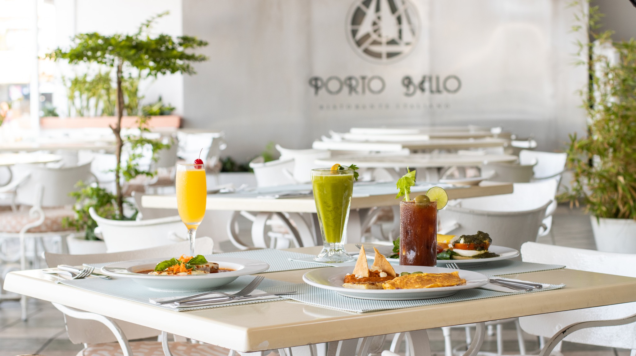Porto Bello Bistro & Lounge