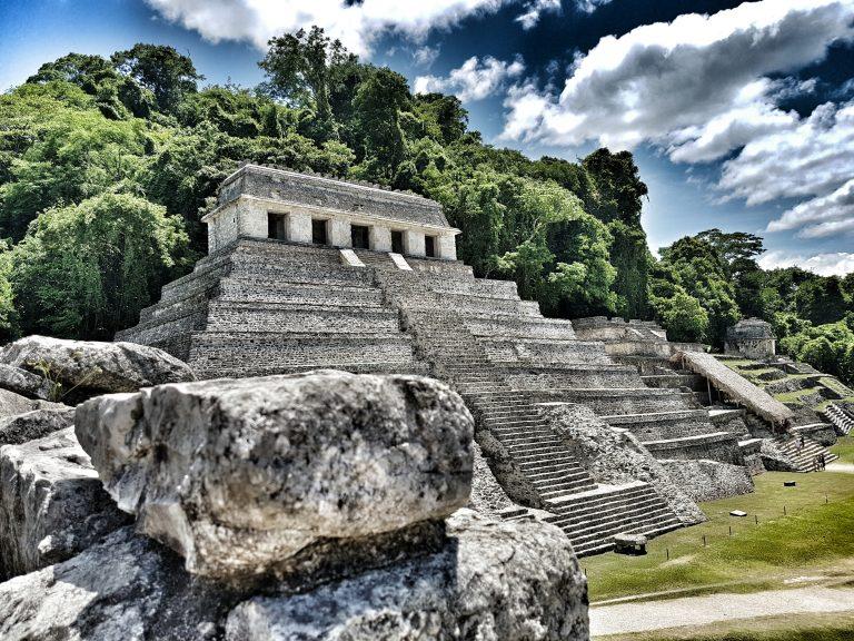 Las piramides más impactantes de México