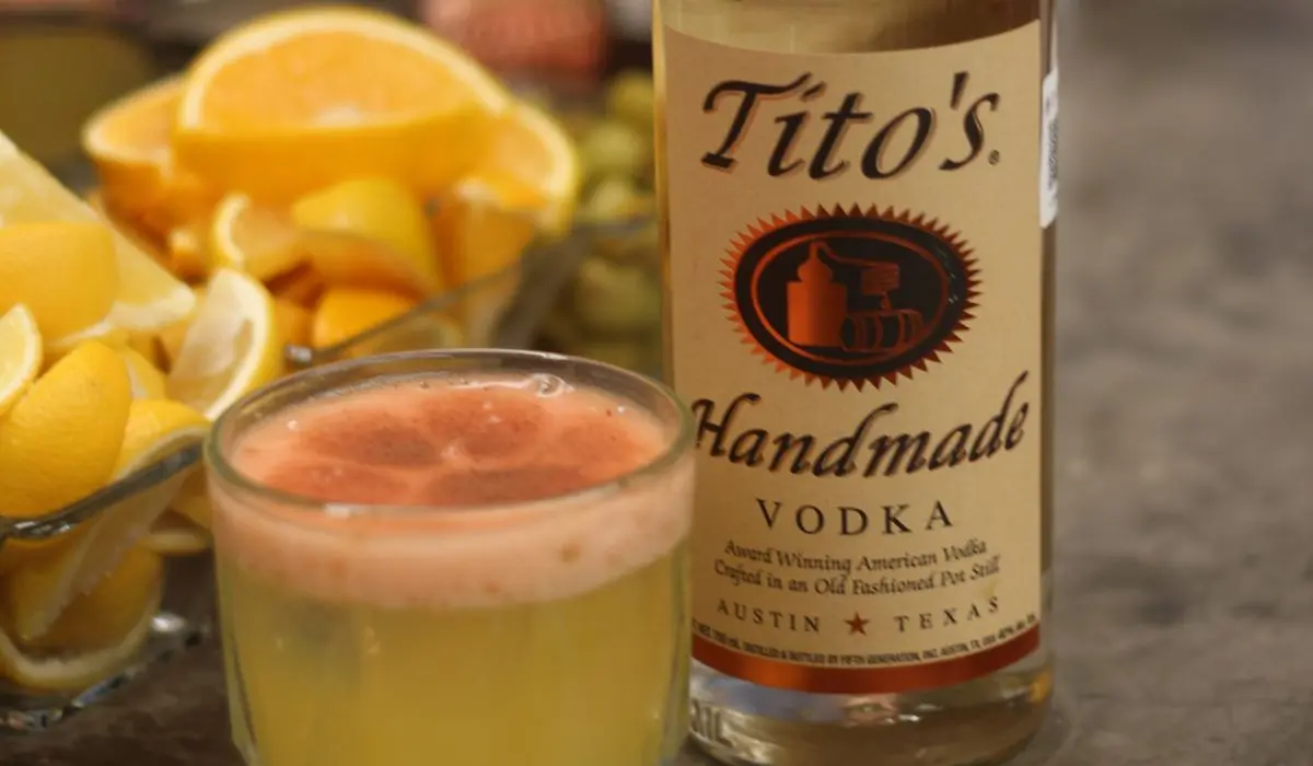 Tito’s Handmade Vodka llega a México de la mano de Jose Cuervo