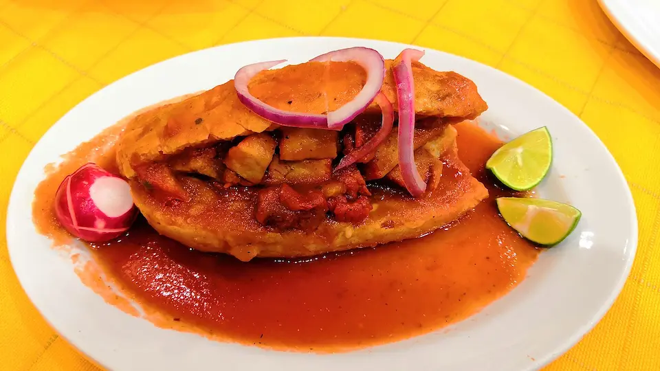 De antojo en Guadalajara: mejores tortas y tacos