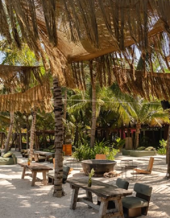 Mandarina Seaside Restaurant