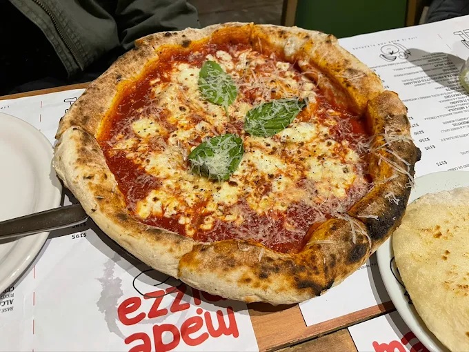 Made Pizza Bar